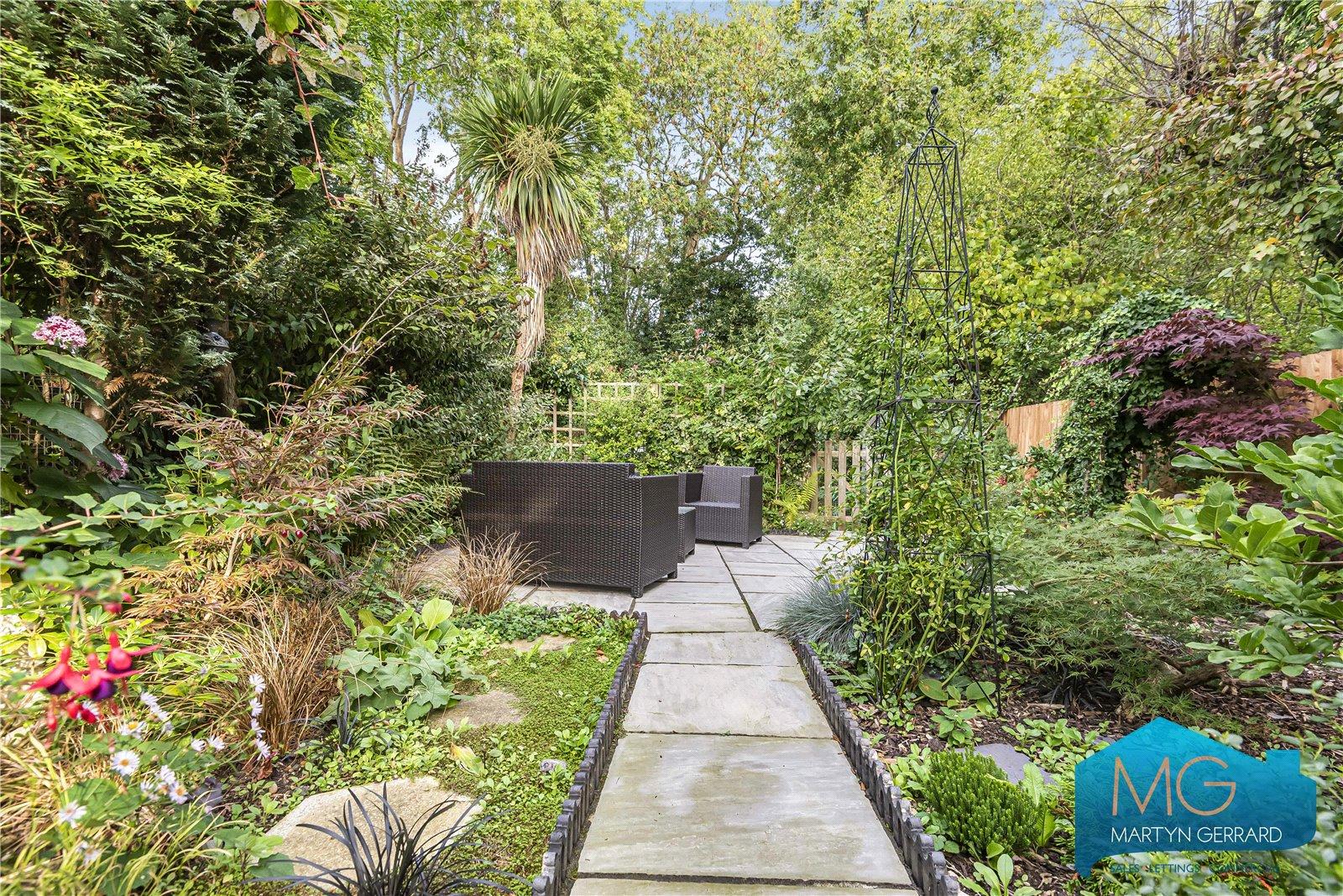 4 bedroom Semi-Detached House for sale - Martyn Gerrard