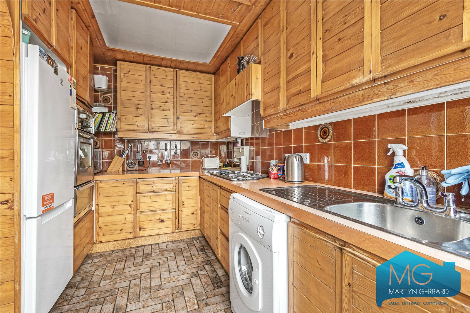 3 bedroom Semi-Detached House for sale - Martyn Gerrard