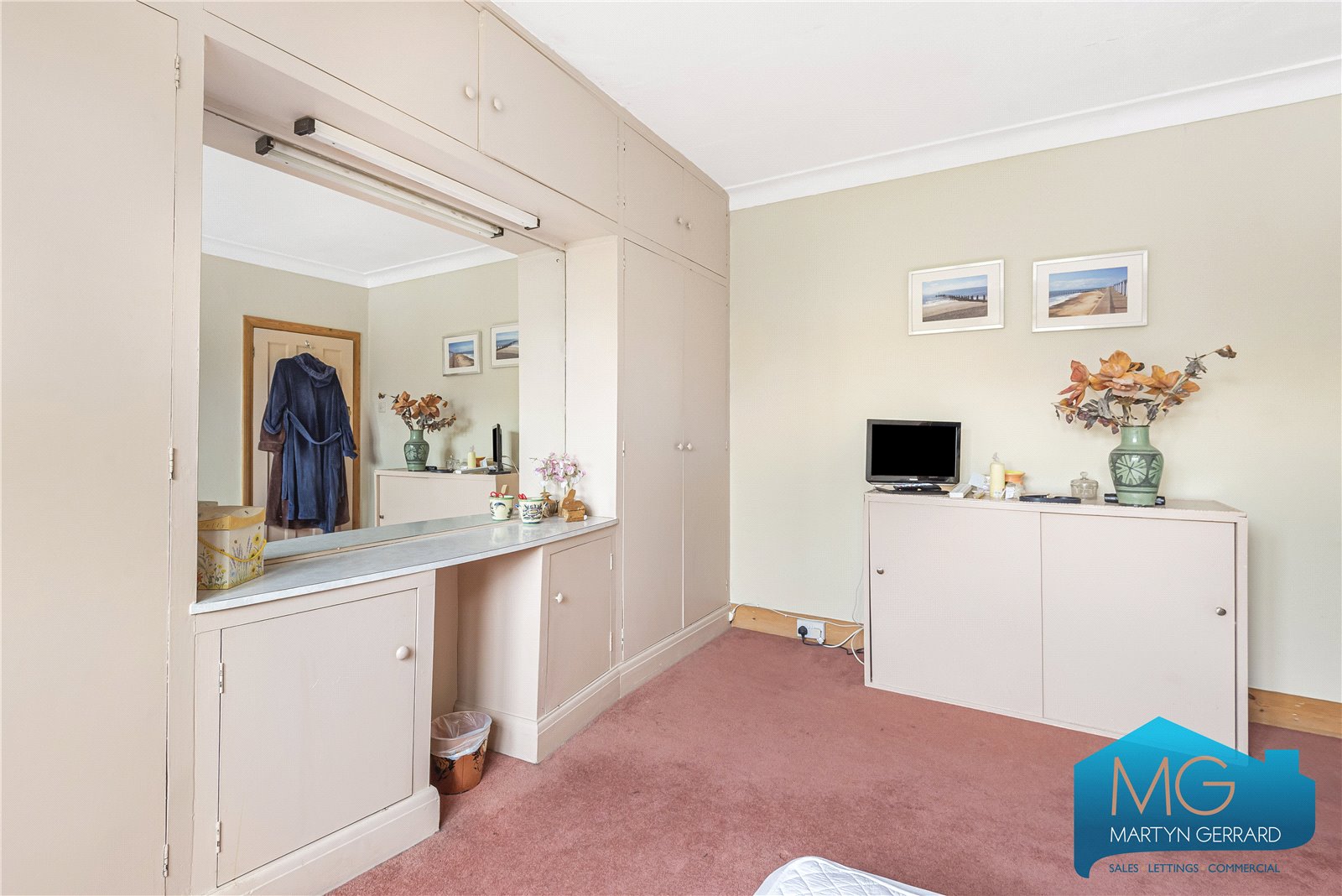 3 bedroom Semi-Detached House for sale - Martyn Gerrard