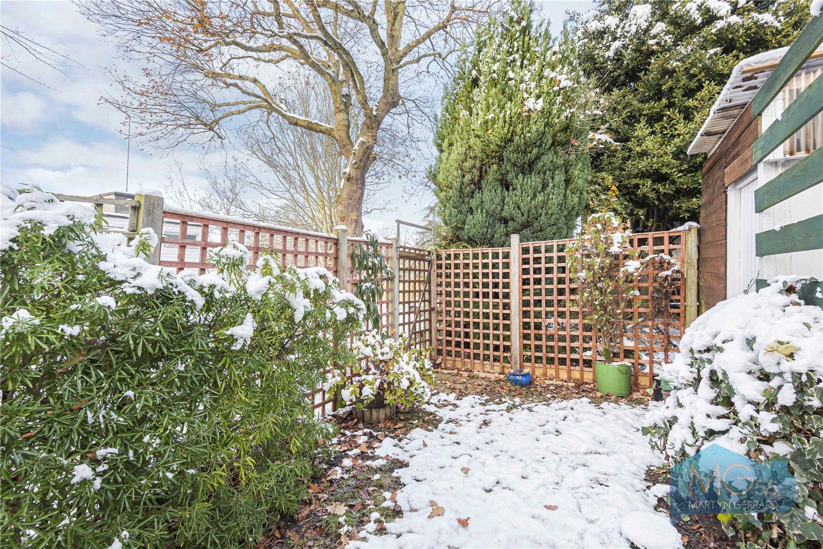 2 bedroom Terraced House for sale - Martyn Gerrard