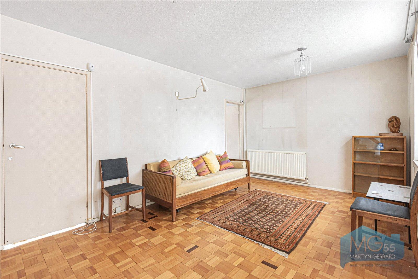 2 bedroom Terraced House for sale - Martyn Gerrard