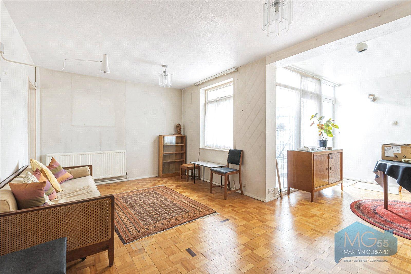 2 bedroom Terraced House for sale - Martyn Gerrard