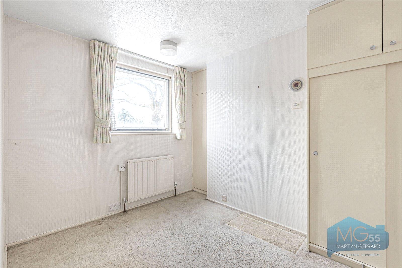 2 bedroom Terraced House for sale - Martyn Gerrard
