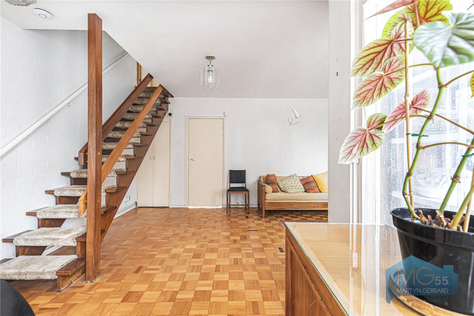 2 bedroom Terraced House for sale - Martyn Gerrard