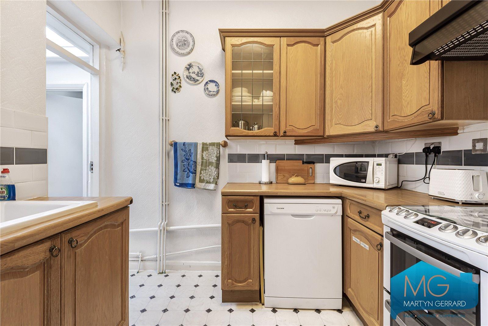 3 bedroom Semi-Detached House for sale - Martyn Gerrard