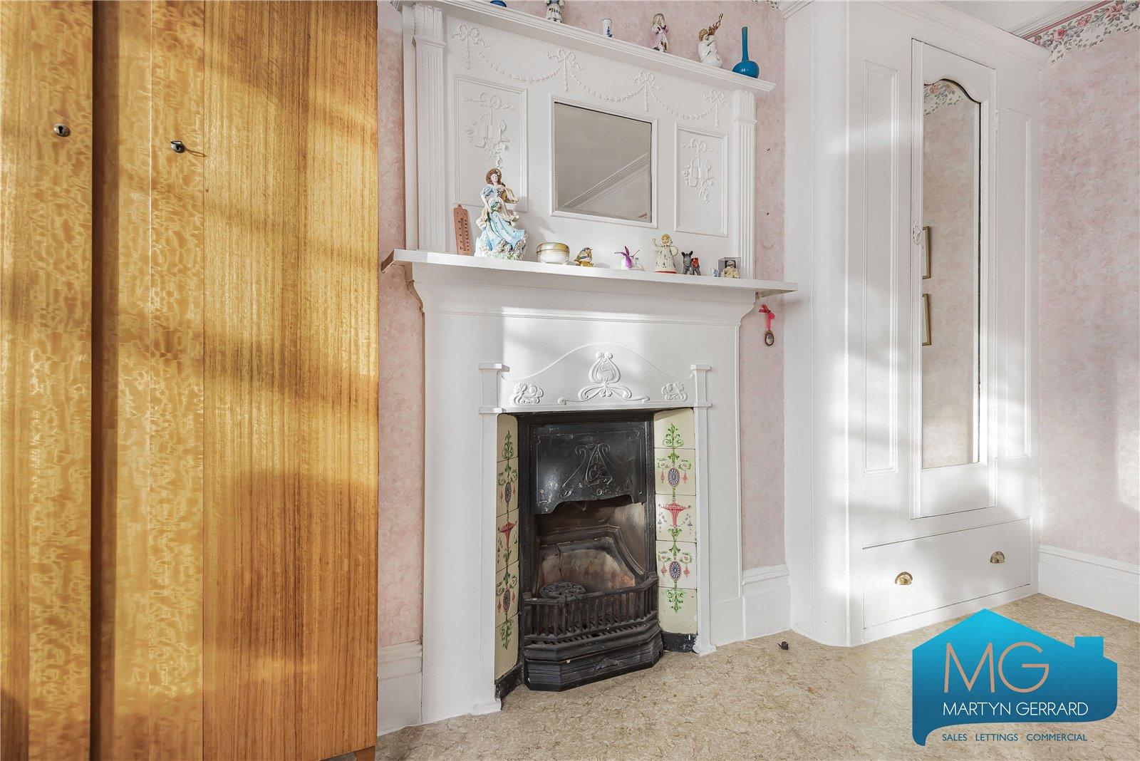 3 bedroom Semi-Detached House for sale - Martyn Gerrard