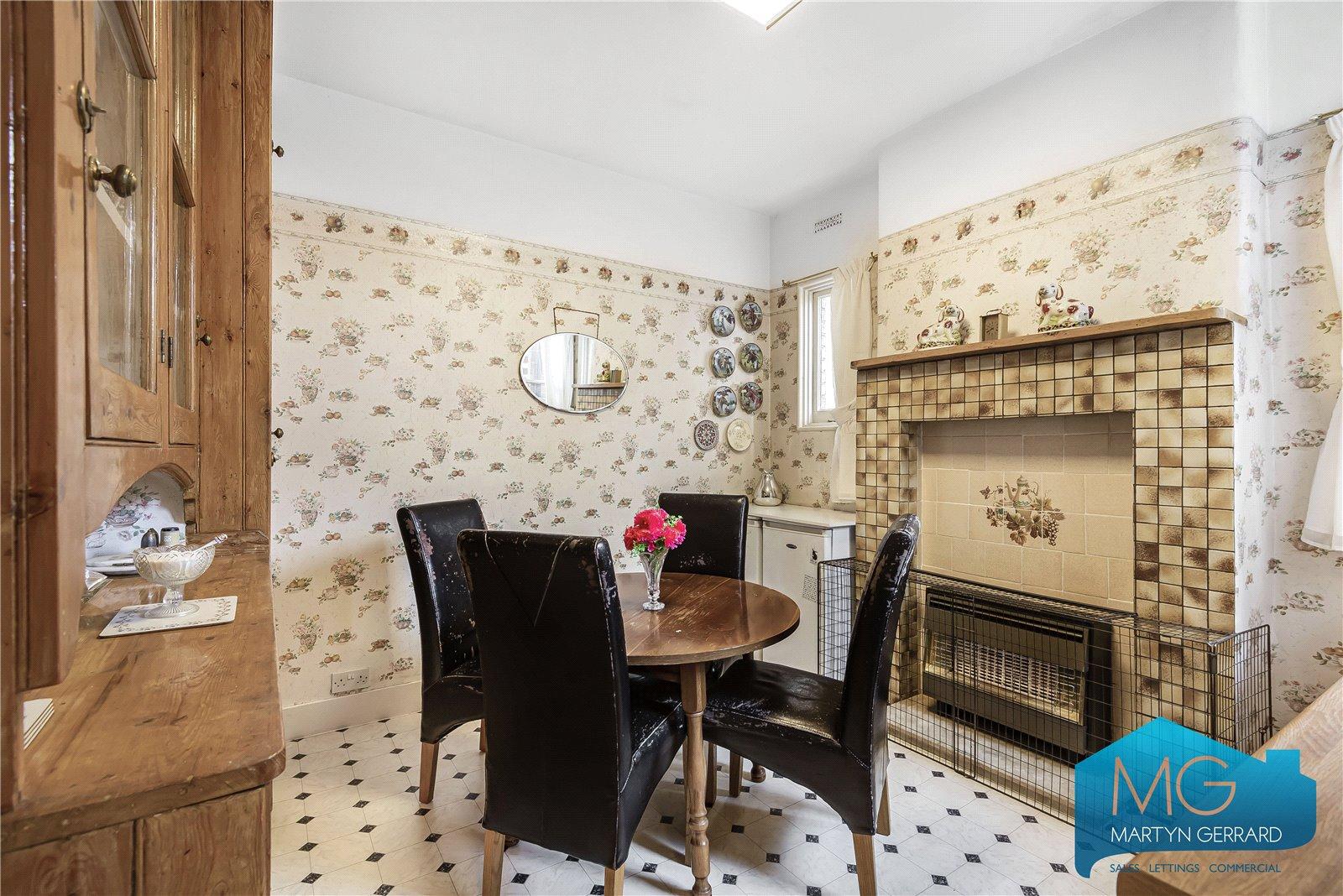 3 bedroom Semi-Detached House for sale - Martyn Gerrard