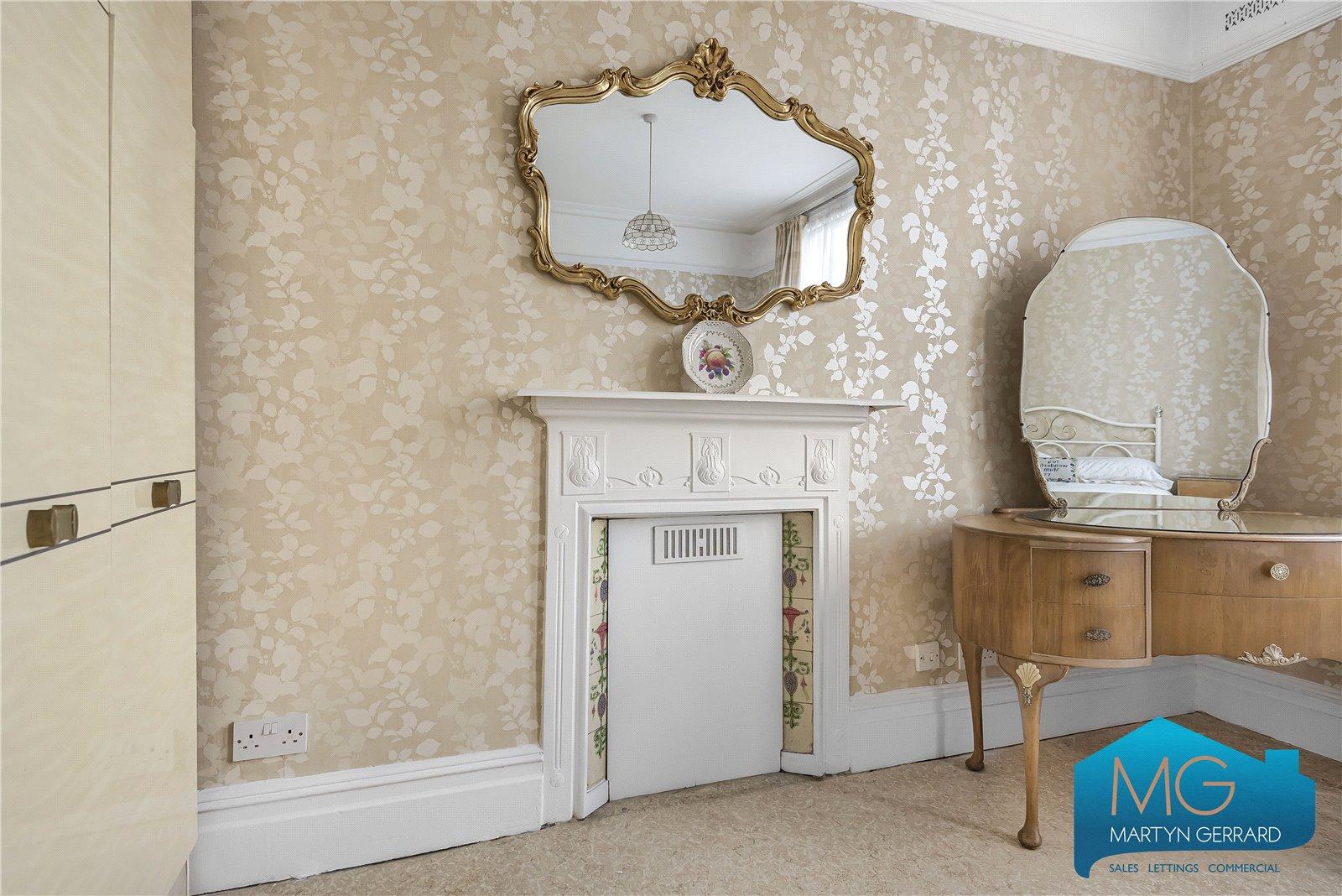 3 bedroom Semi-Detached House for sale - Martyn Gerrard