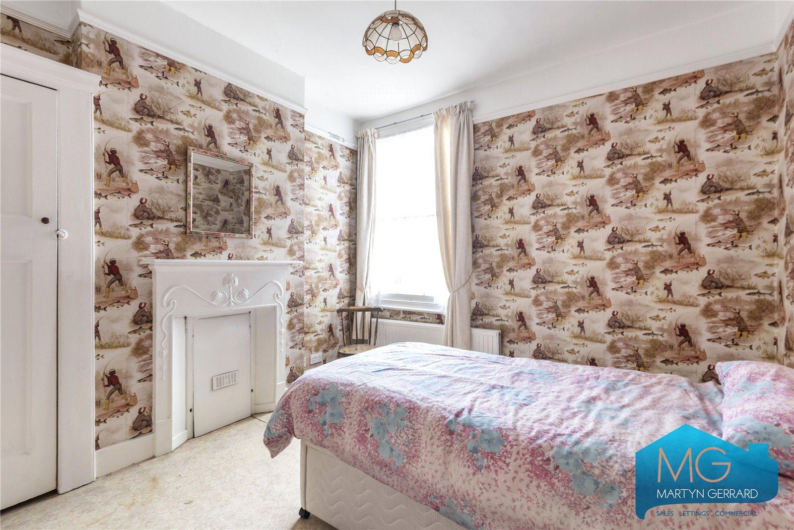 3 bedroom Semi-Detached House for sale - Martyn Gerrard