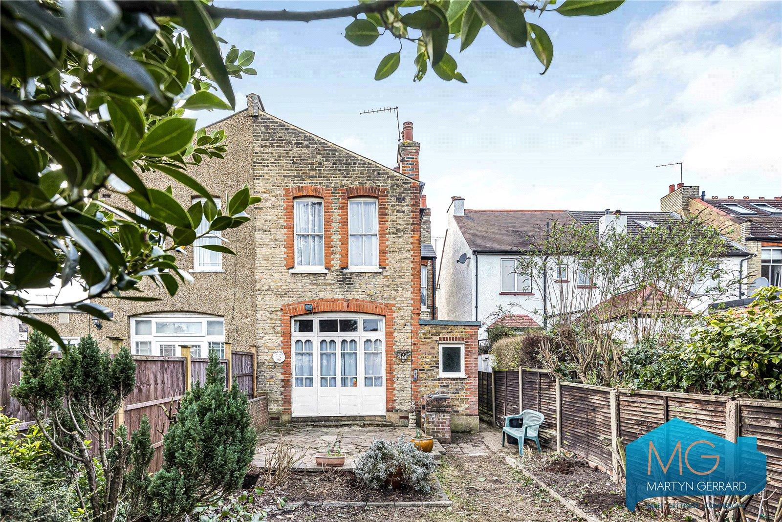 3 bedroom Semi-Detached House for sale - Martyn Gerrard