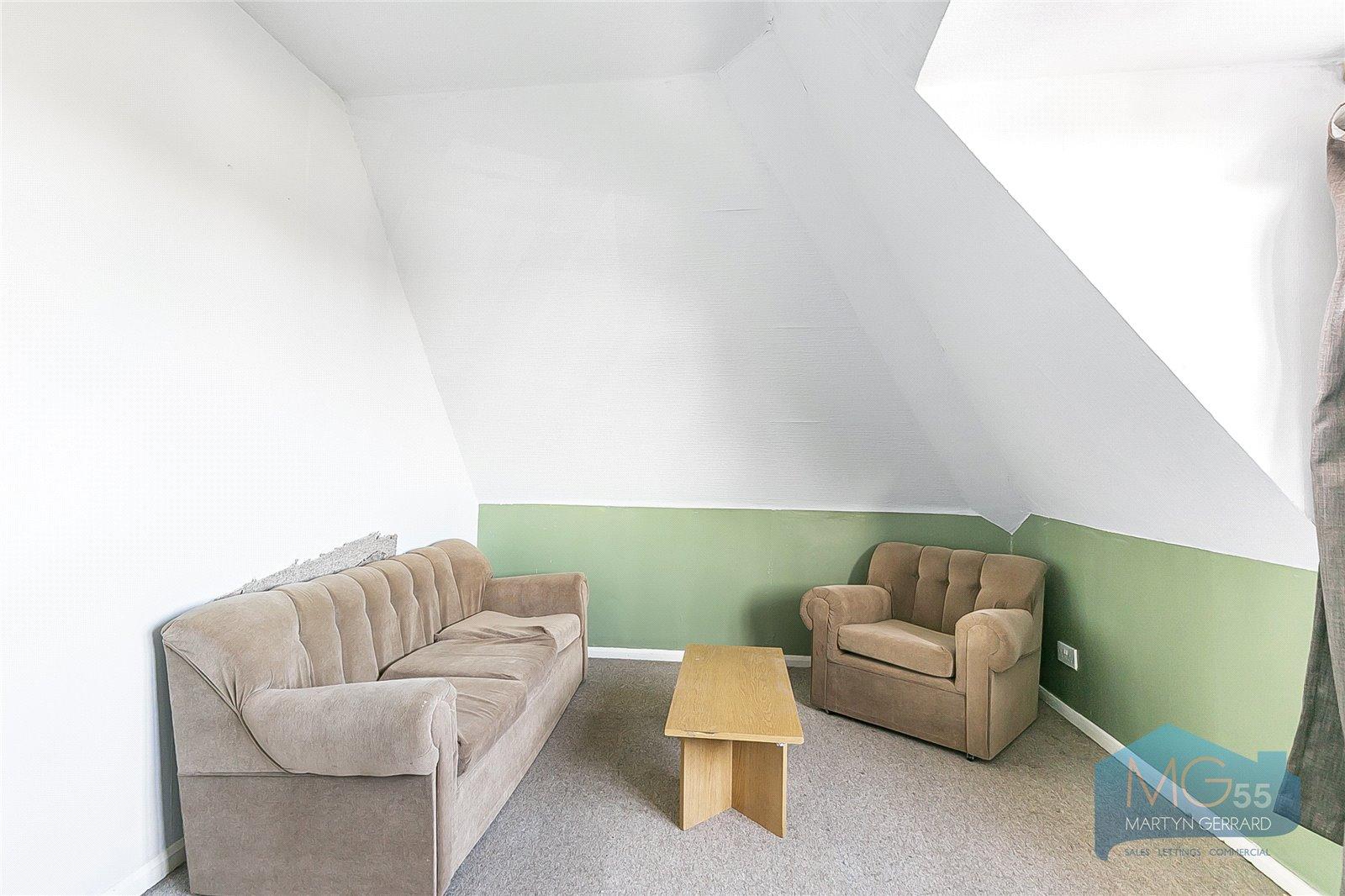 2 bedroom Apartment for sale - Martyn Gerrard