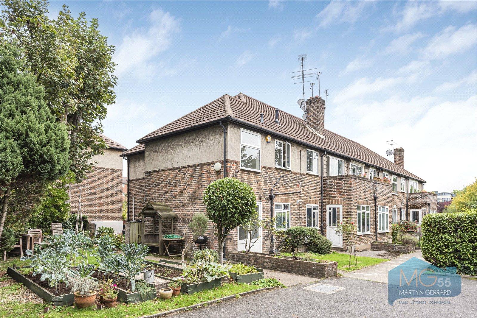 2 bedroom Apartment for sale - Martyn Gerrard