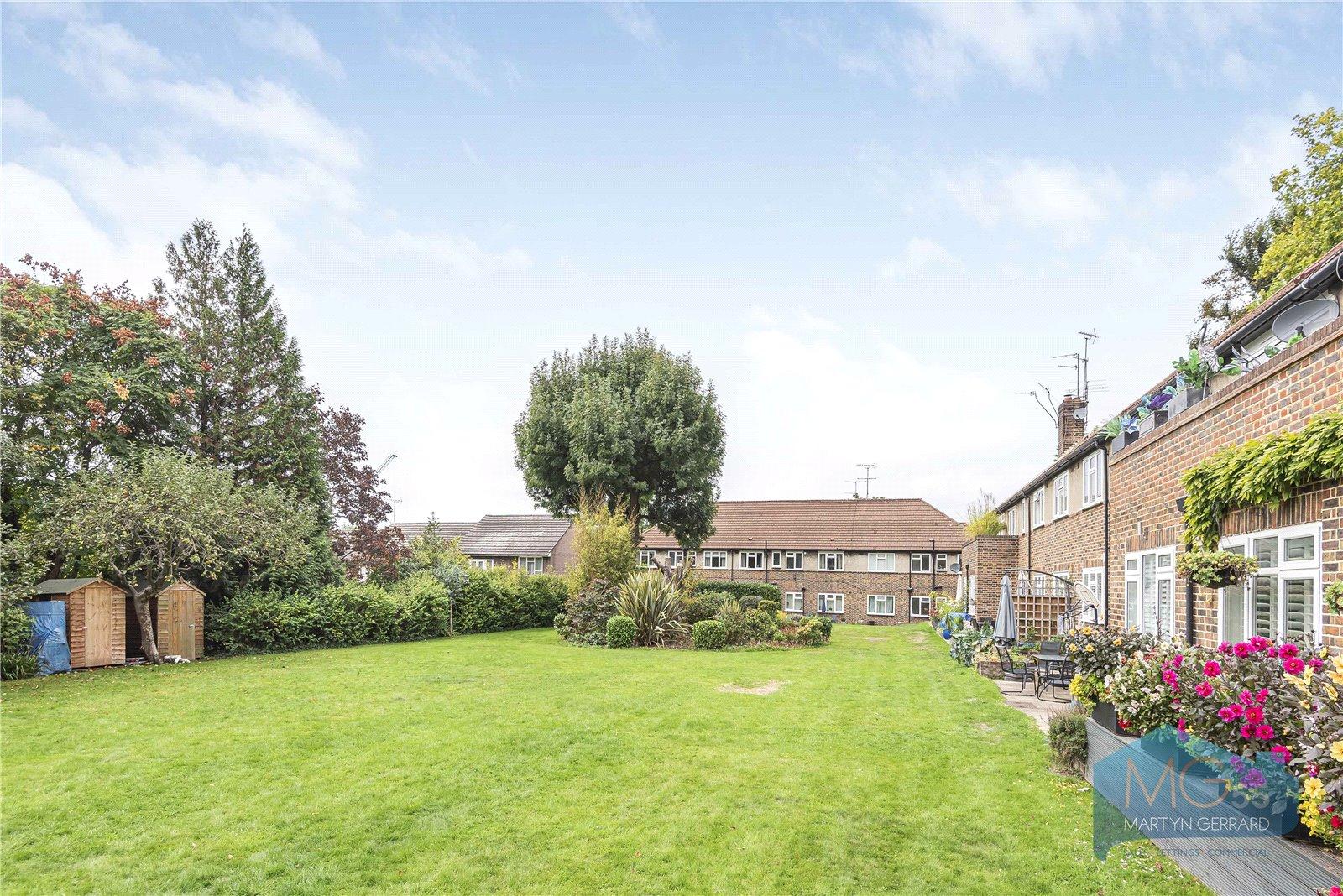 2 bedroom Apartment for sale - Martyn Gerrard