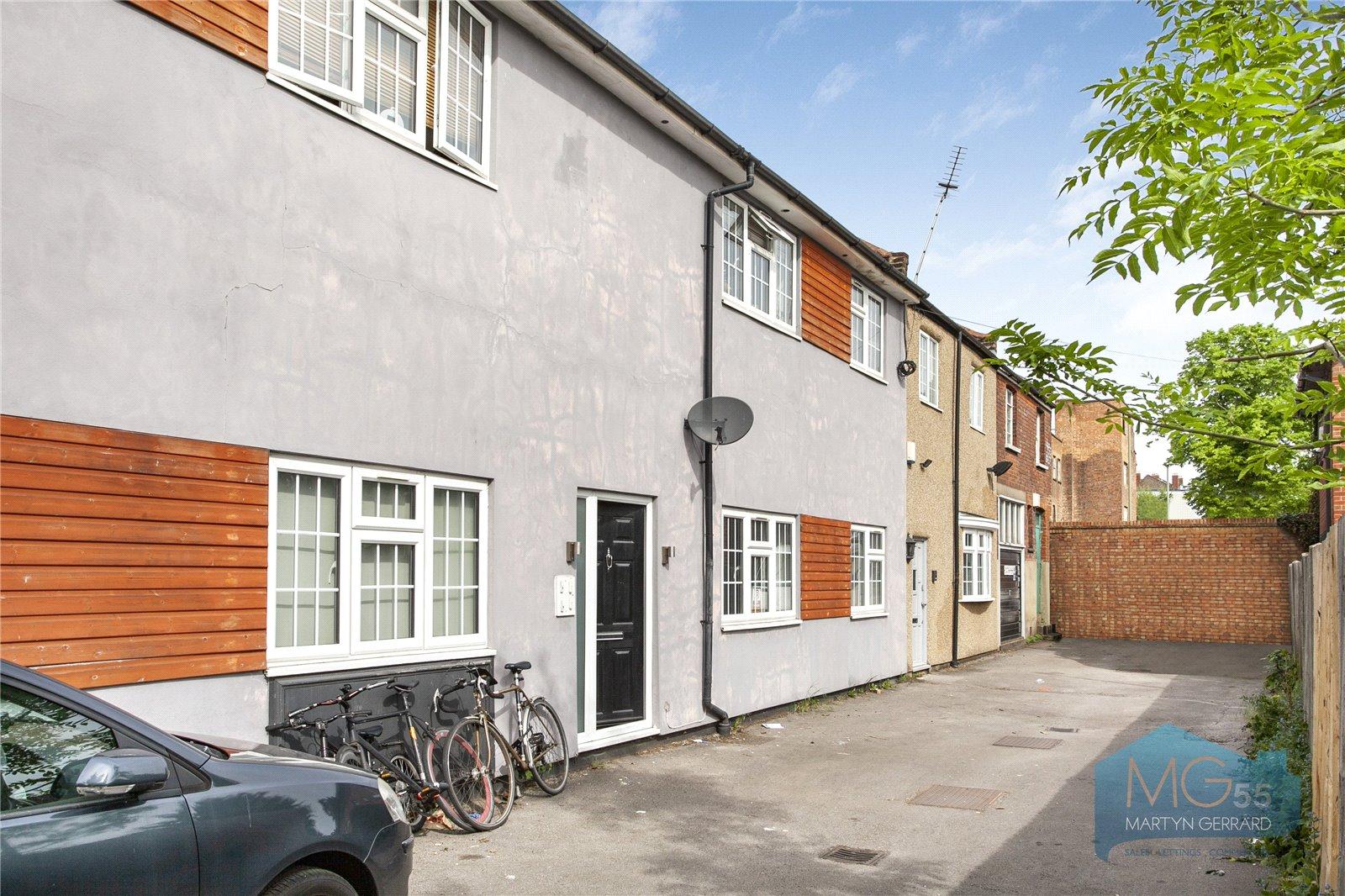 1 bedroom Ground Floor Flat for sale - Martyn Gerrard