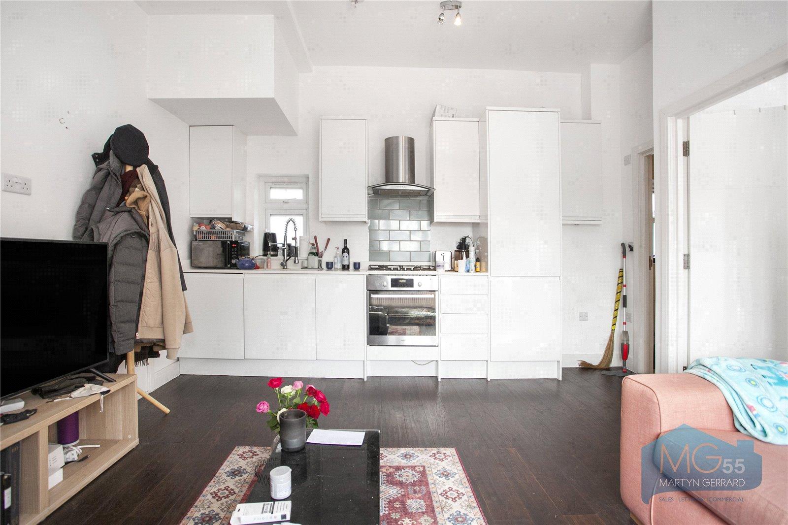 1 bedroom Ground Floor Flat for sale - Martyn Gerrard
