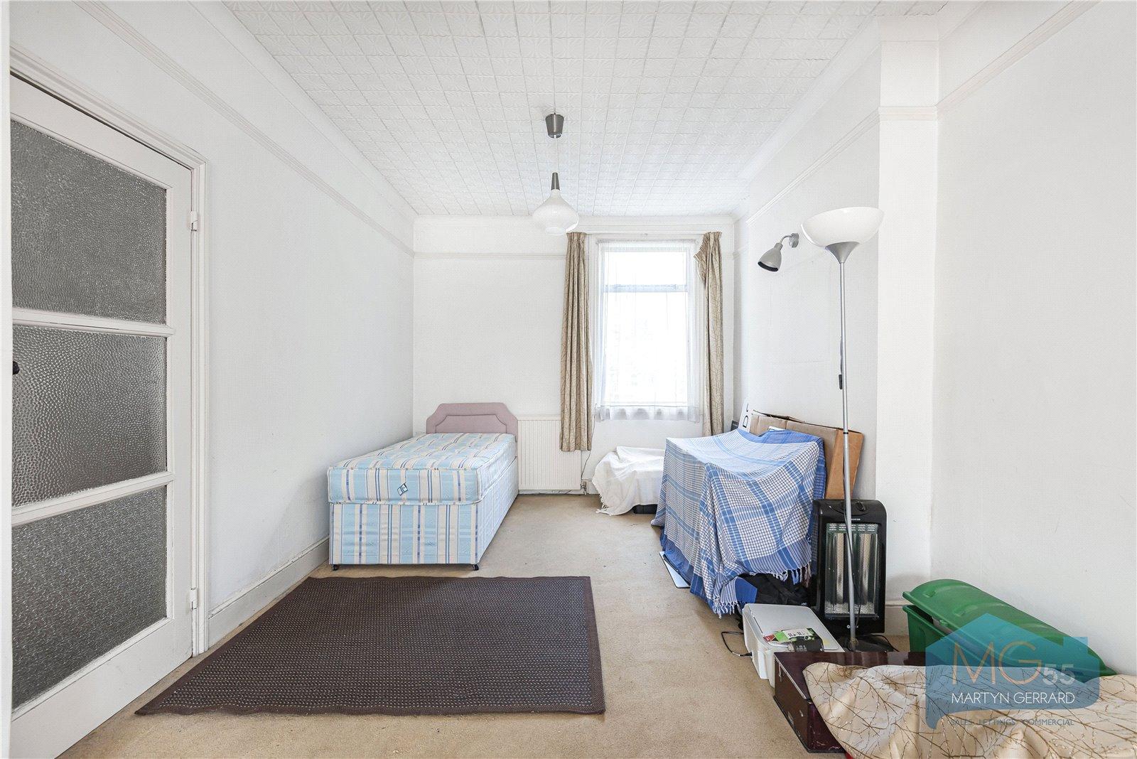 3 bedroom Semi-Detached House for sale - Martyn Gerrard