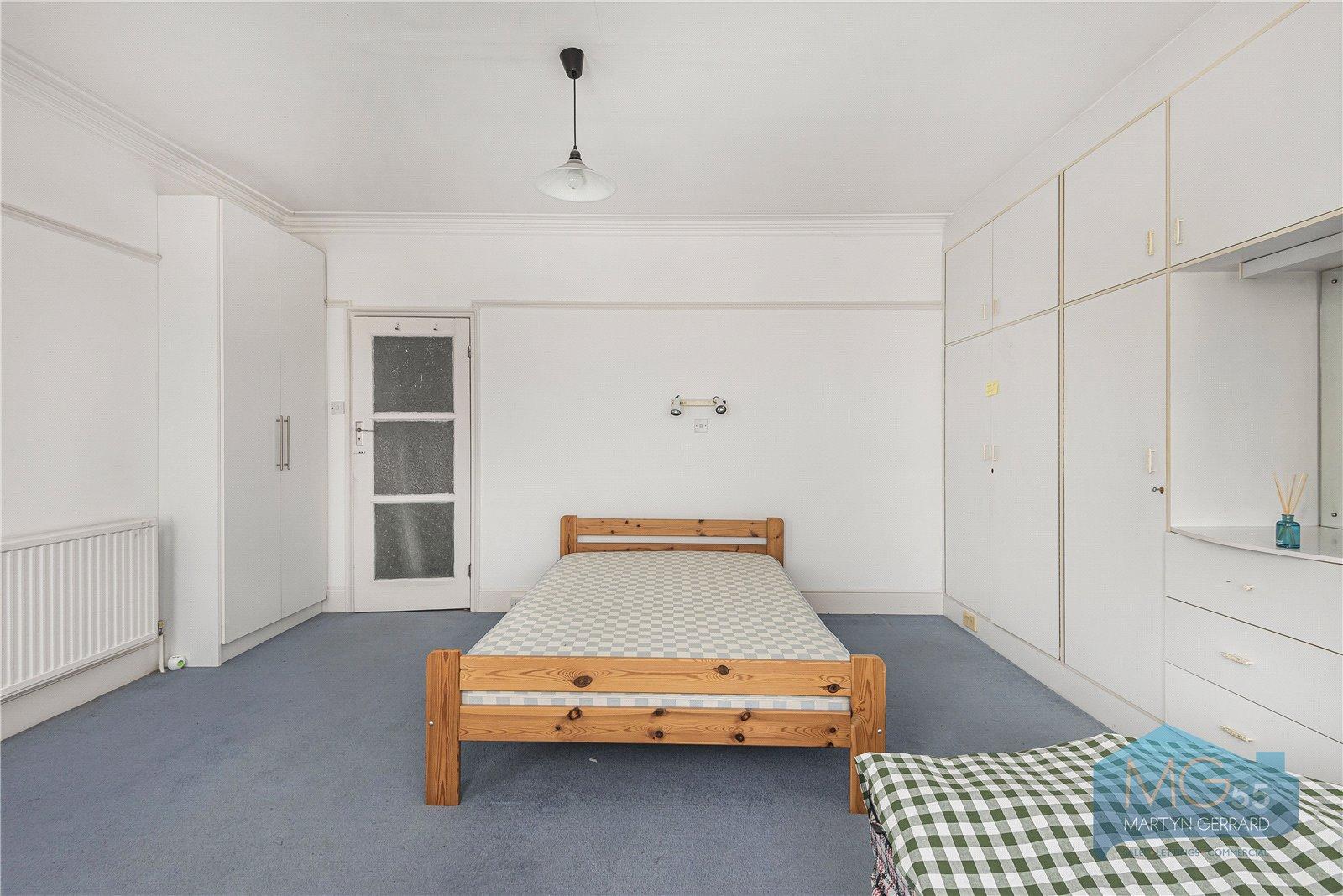 3 bedroom Semi-Detached House for sale - Martyn Gerrard