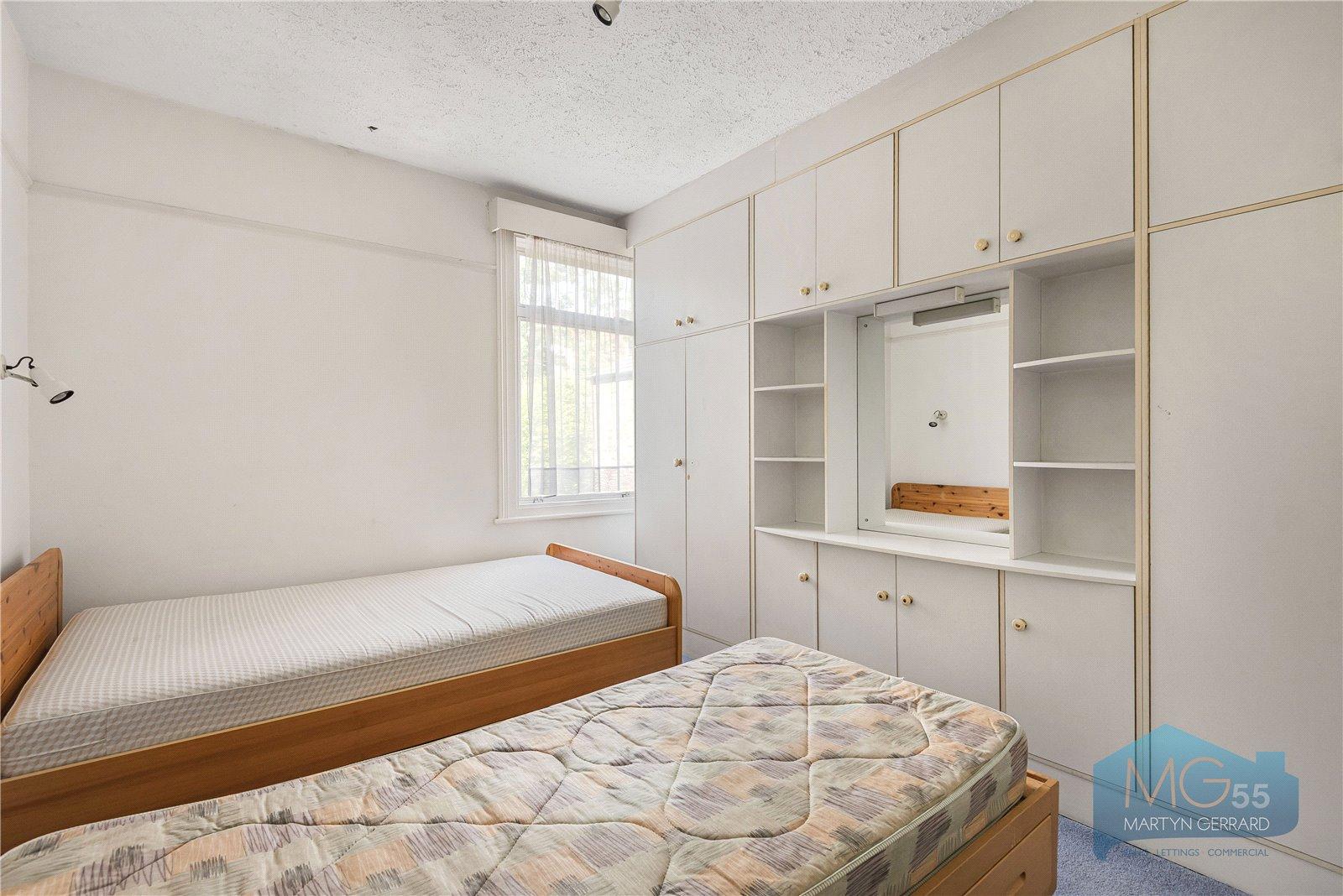 3 bedroom Semi-Detached House for sale - Martyn Gerrard