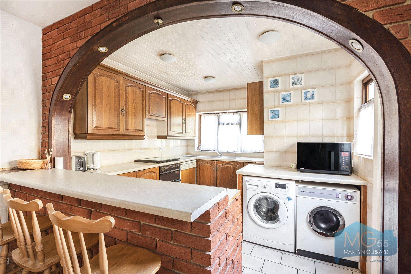 3 bedroom Semi-Detached House for sale - Martyn Gerrard