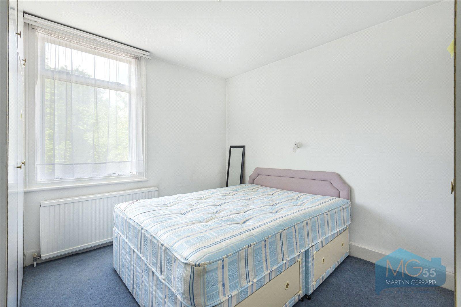 3 bedroom Semi-Detached House for sale - Martyn Gerrard