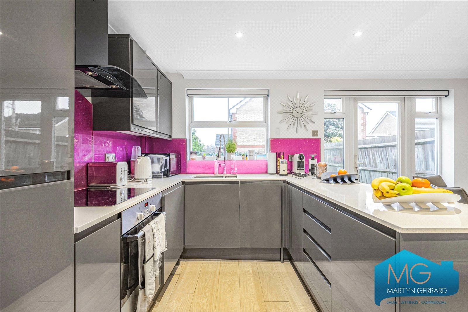 3 bedroom Link Detached House for sale - Martyn Gerrard