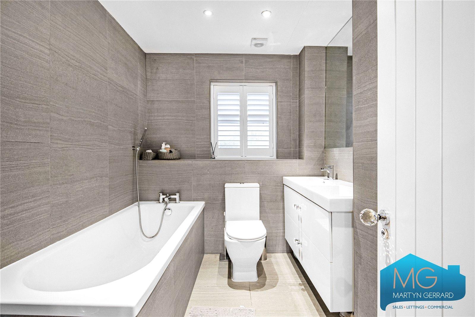 3 bedroom Link Detached House for sale - Martyn Gerrard