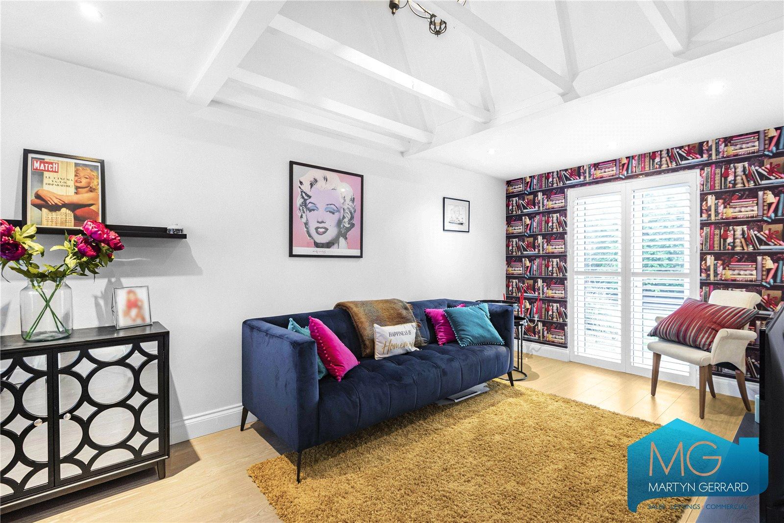 3 bedroom Link Detached House for sale - Martyn Gerrard