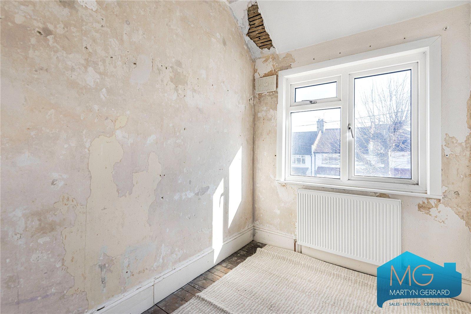 3 bedroom End of Terrace House for sale - Martyn Gerrard
