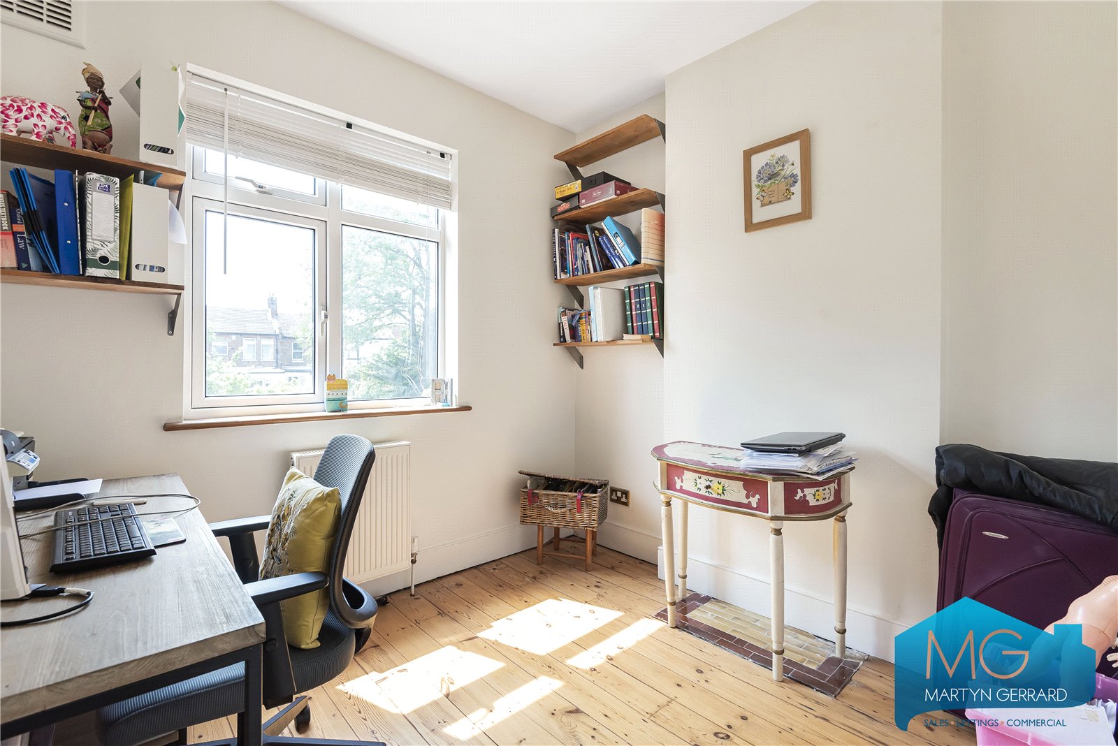 4 bedroom Semi-Detached House for sale - Martyn Gerrard