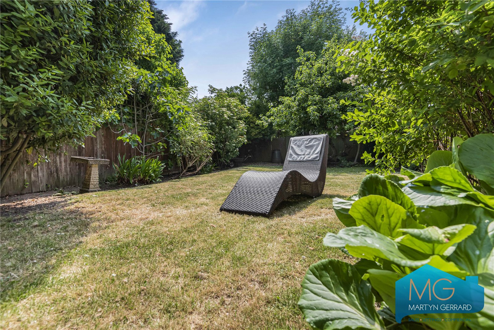 Woodberry Way, North Finchley, N12+ - Martyn Gerrard