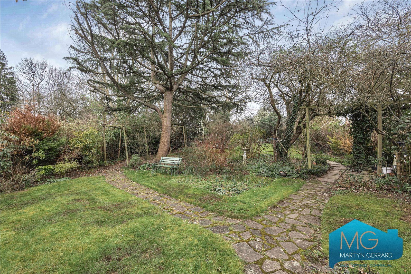 4 bedroom Semi-Detached House for sale - Martyn Gerrard