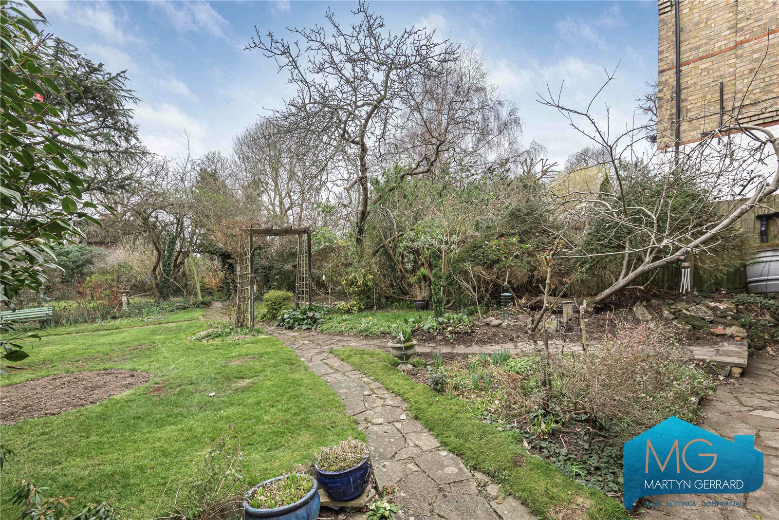 4 bedroom Semi-Detached House for sale - Martyn Gerrard