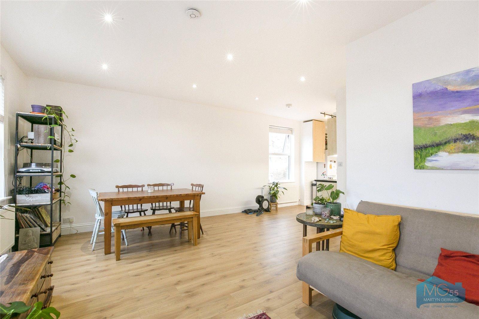 3 bedroom Maisonette to rent - Martyn Gerrard