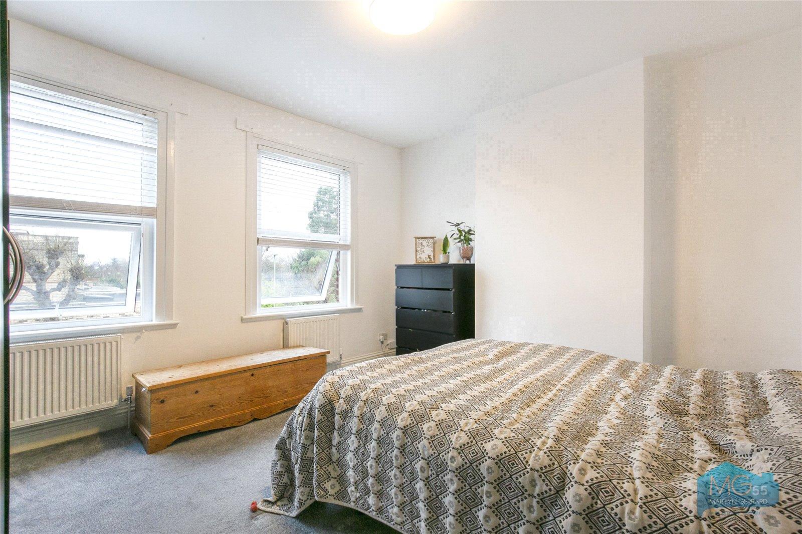 3 bedroom Maisonette to rent - Martyn Gerrard