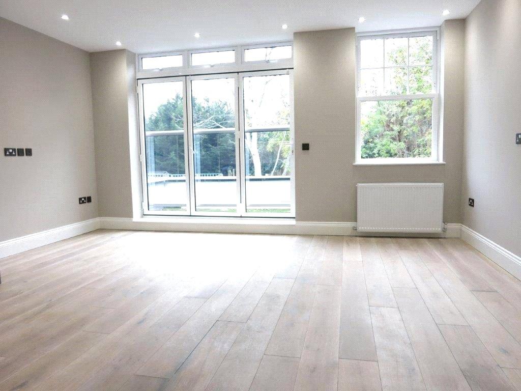 2 bedroom Apartment to rent - Martyn Gerrard