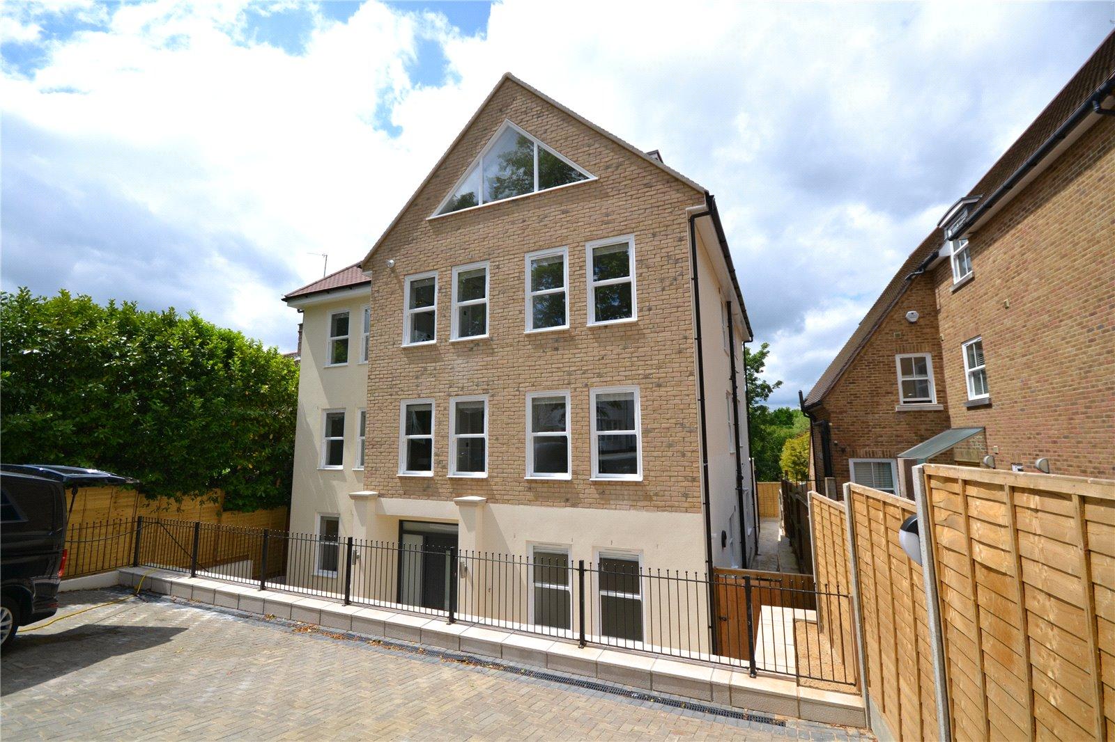 1 bedroom Ground Floor Flat to rent - Martyn Gerrard