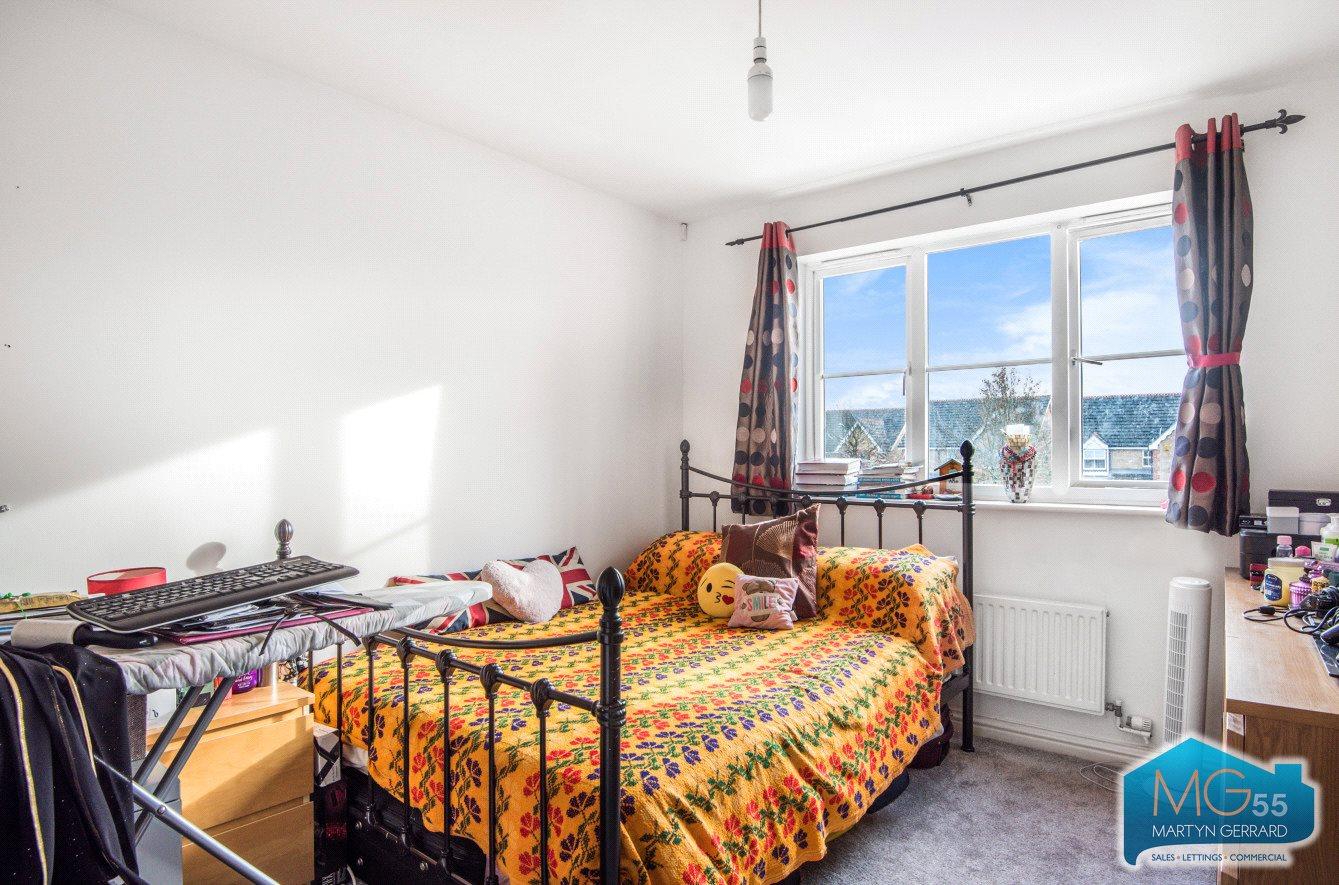 2 bedroom Apartment to rent - Martyn Gerrard
