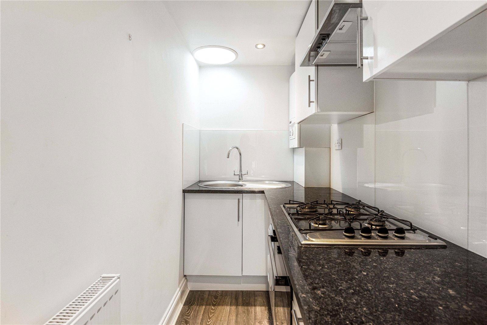 1 bedroom Apartment to rent - Martyn Gerrard
