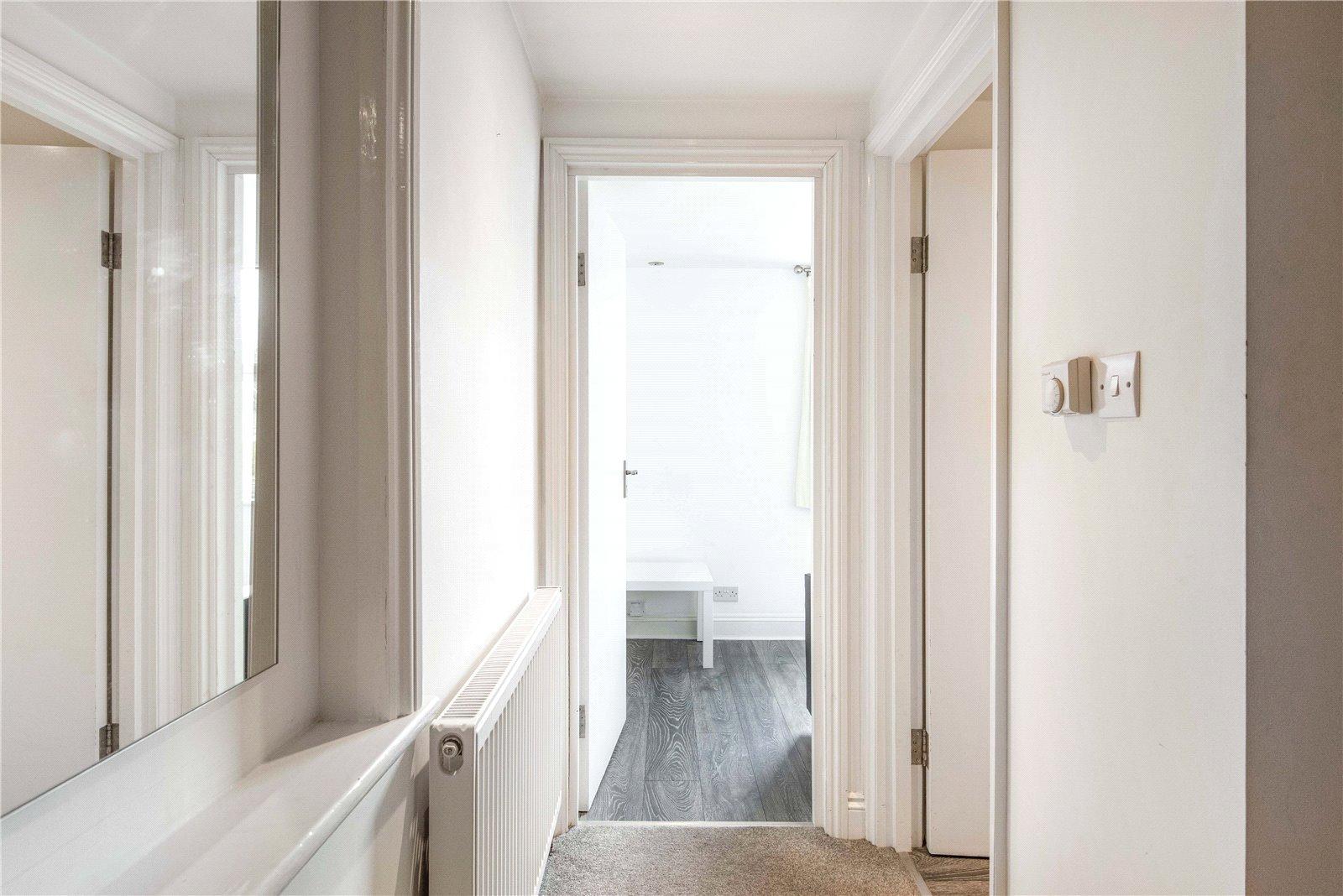 1 bedroom Apartment to rent - Martyn Gerrard