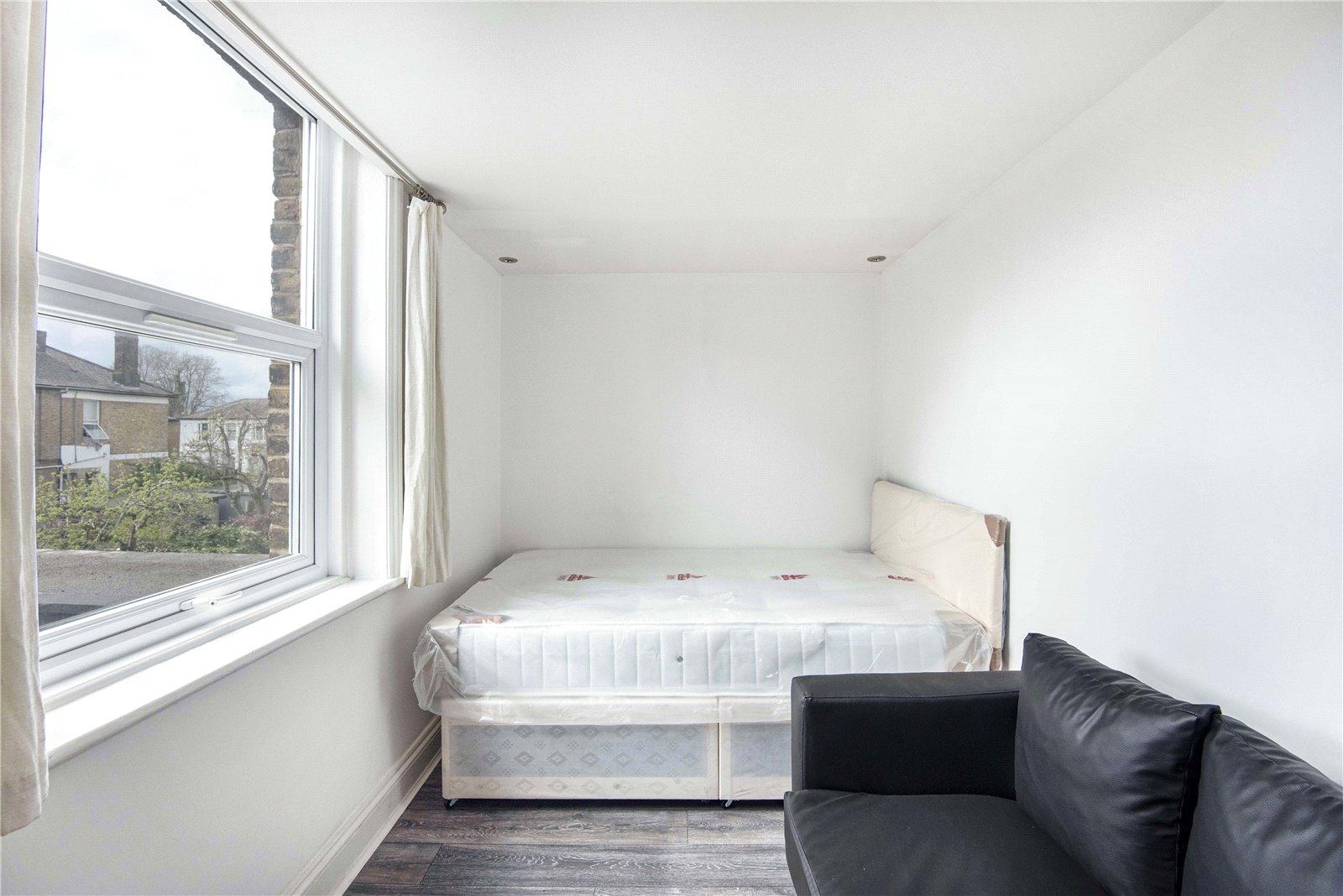 1 bedroom Apartment to rent - Martyn Gerrard