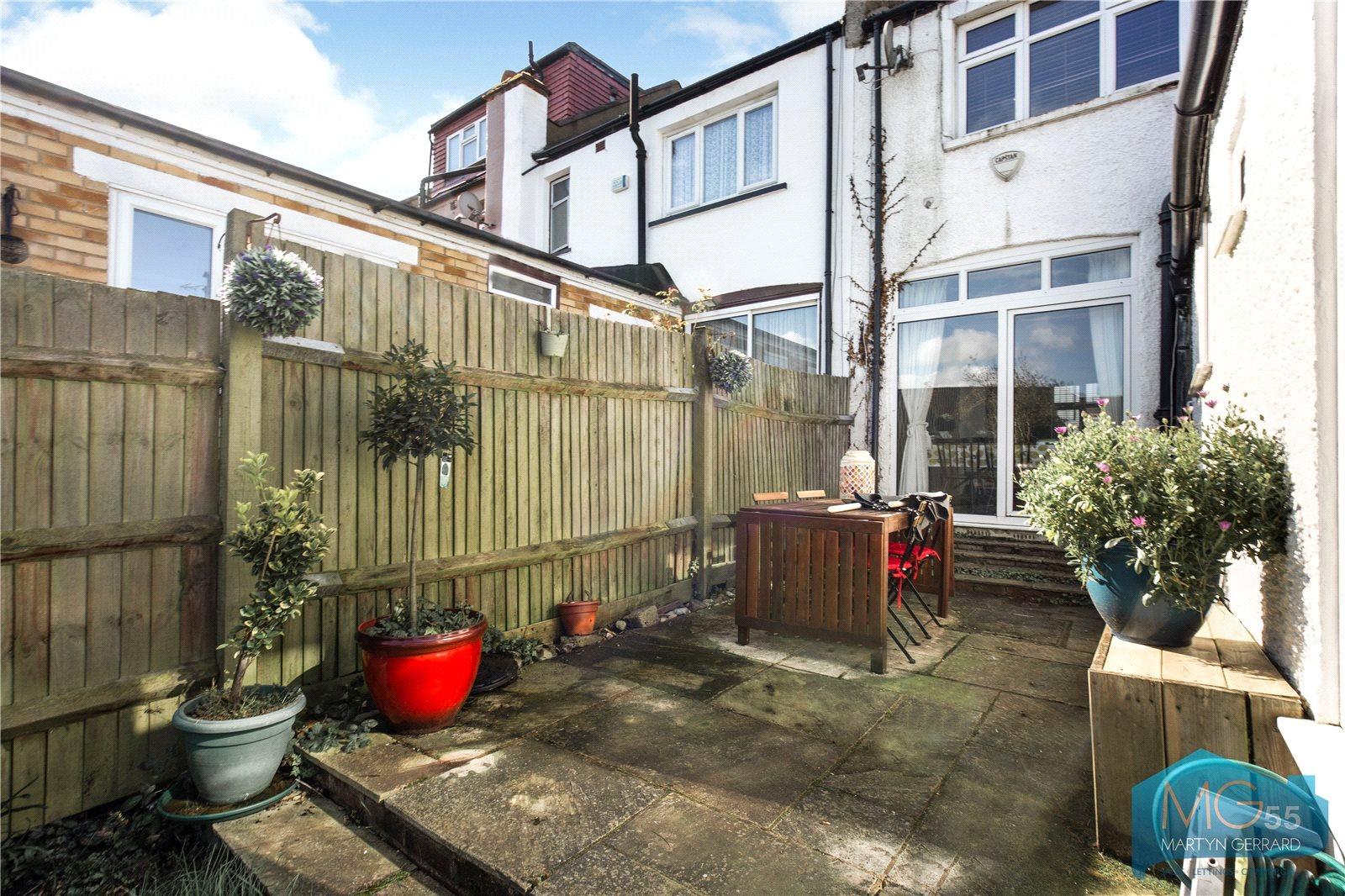 3 bedroom Terraced House to rent - Martyn Gerrard