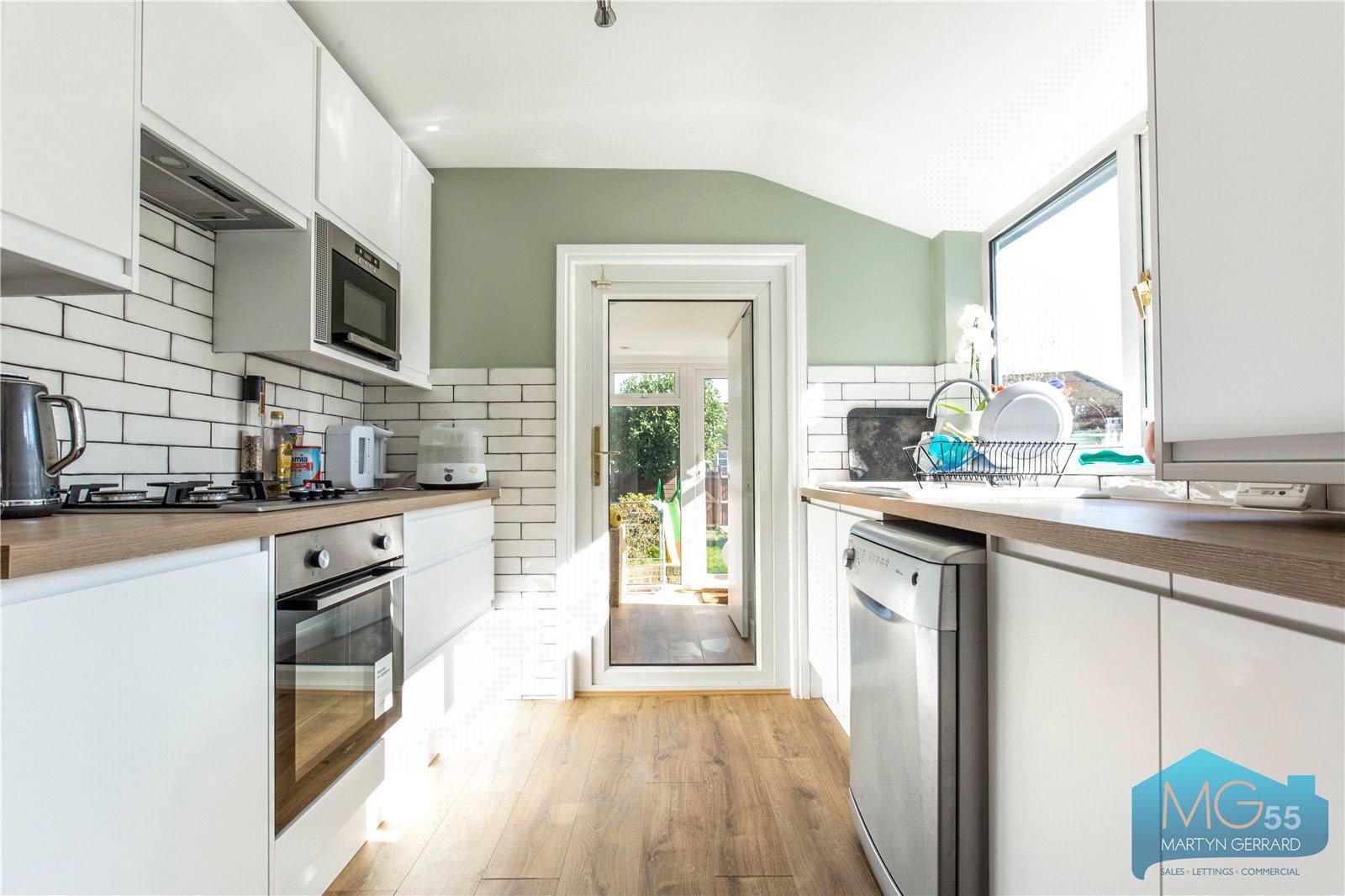 3 bedroom Terraced House to rent - Martyn Gerrard