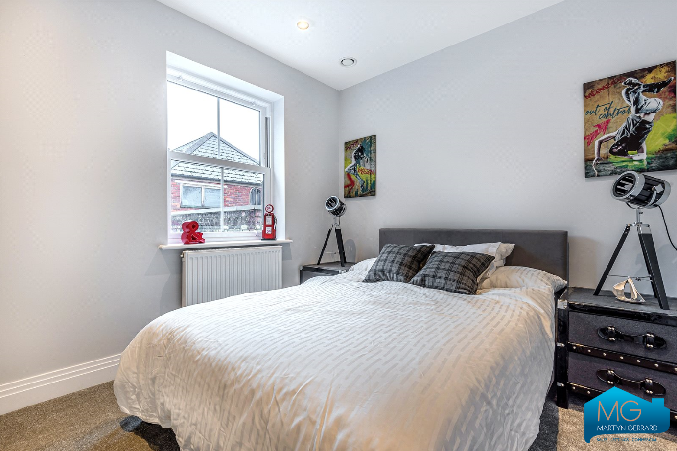 2 bedroom Apartment to rent - Martyn Gerrard