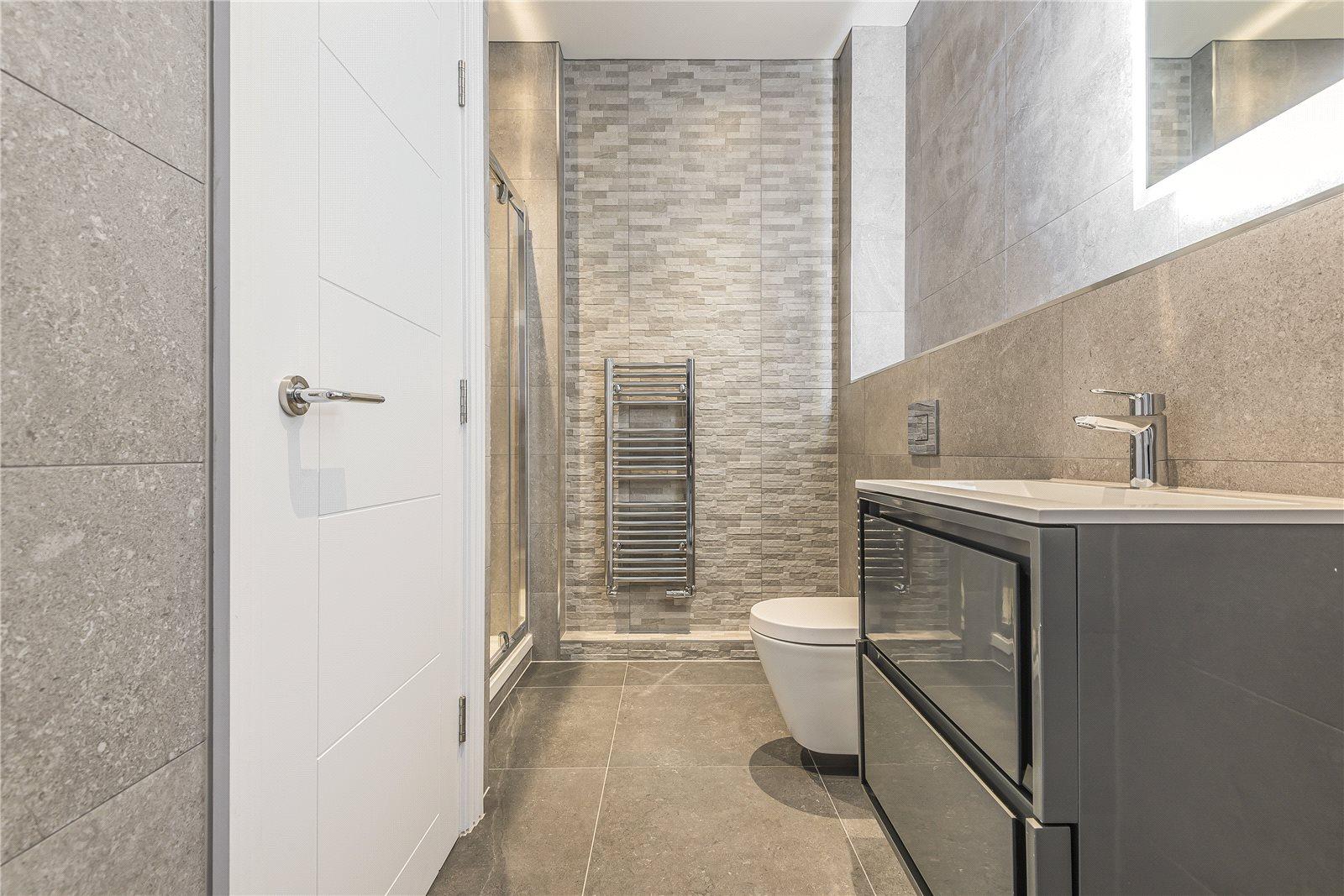 2 bedroom Apartment to rent - Martyn Gerrard
