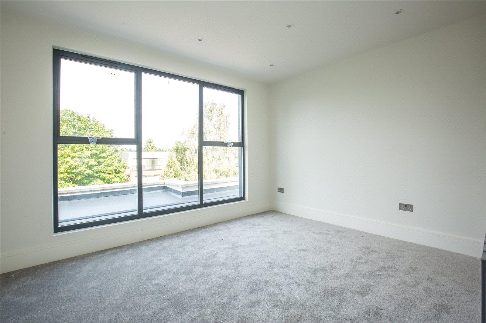 2 bedroom Apartment to rent - Martyn Gerrard