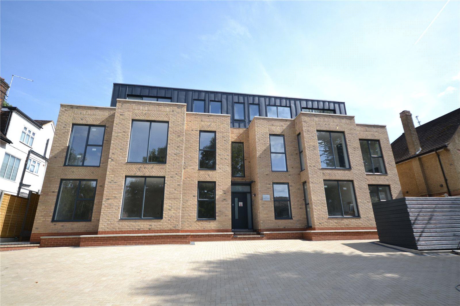 2 bedroom Apartment to rent - Martyn Gerrard
