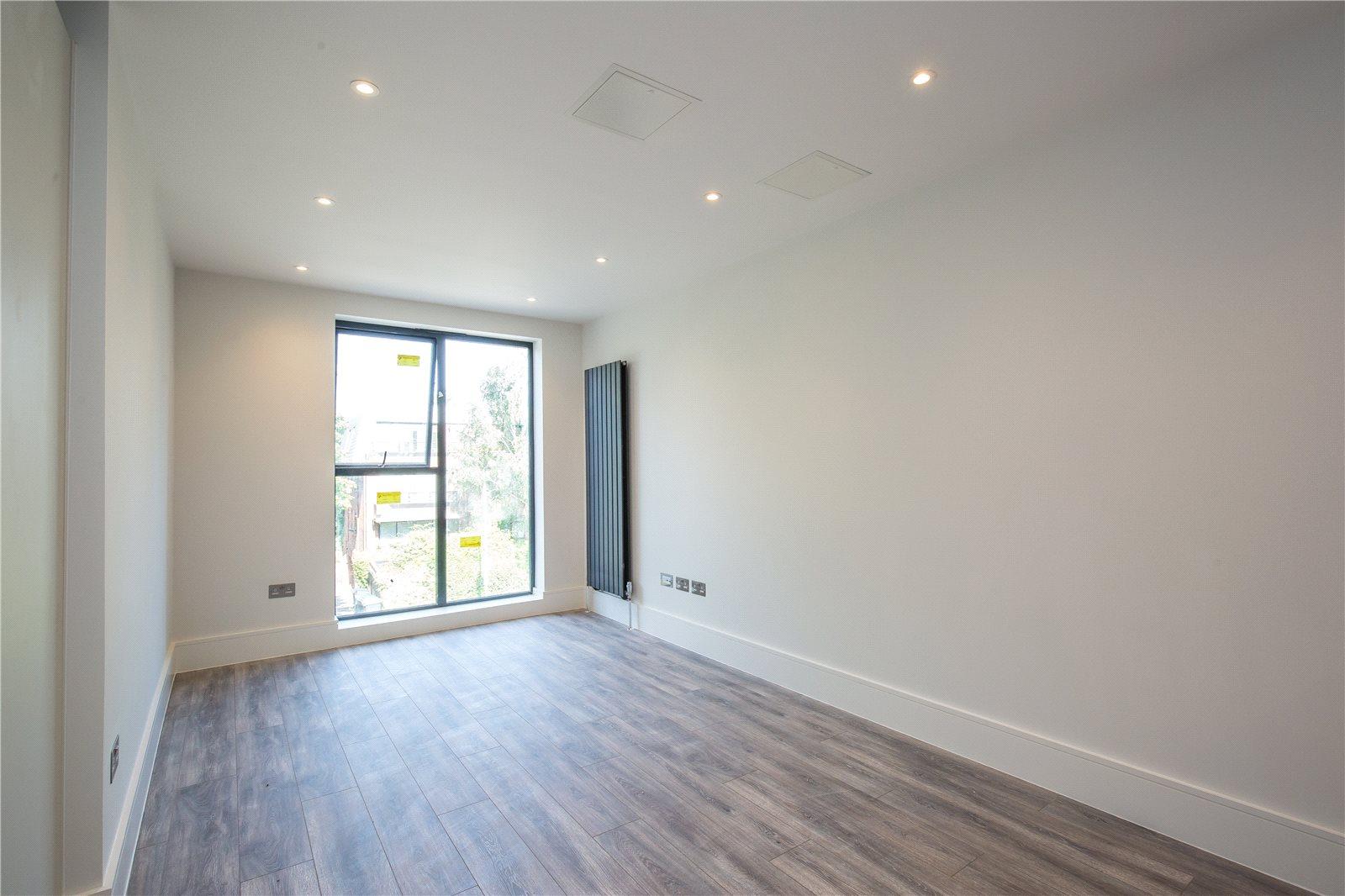 2 bedroom Apartment to rent - Martyn Gerrard