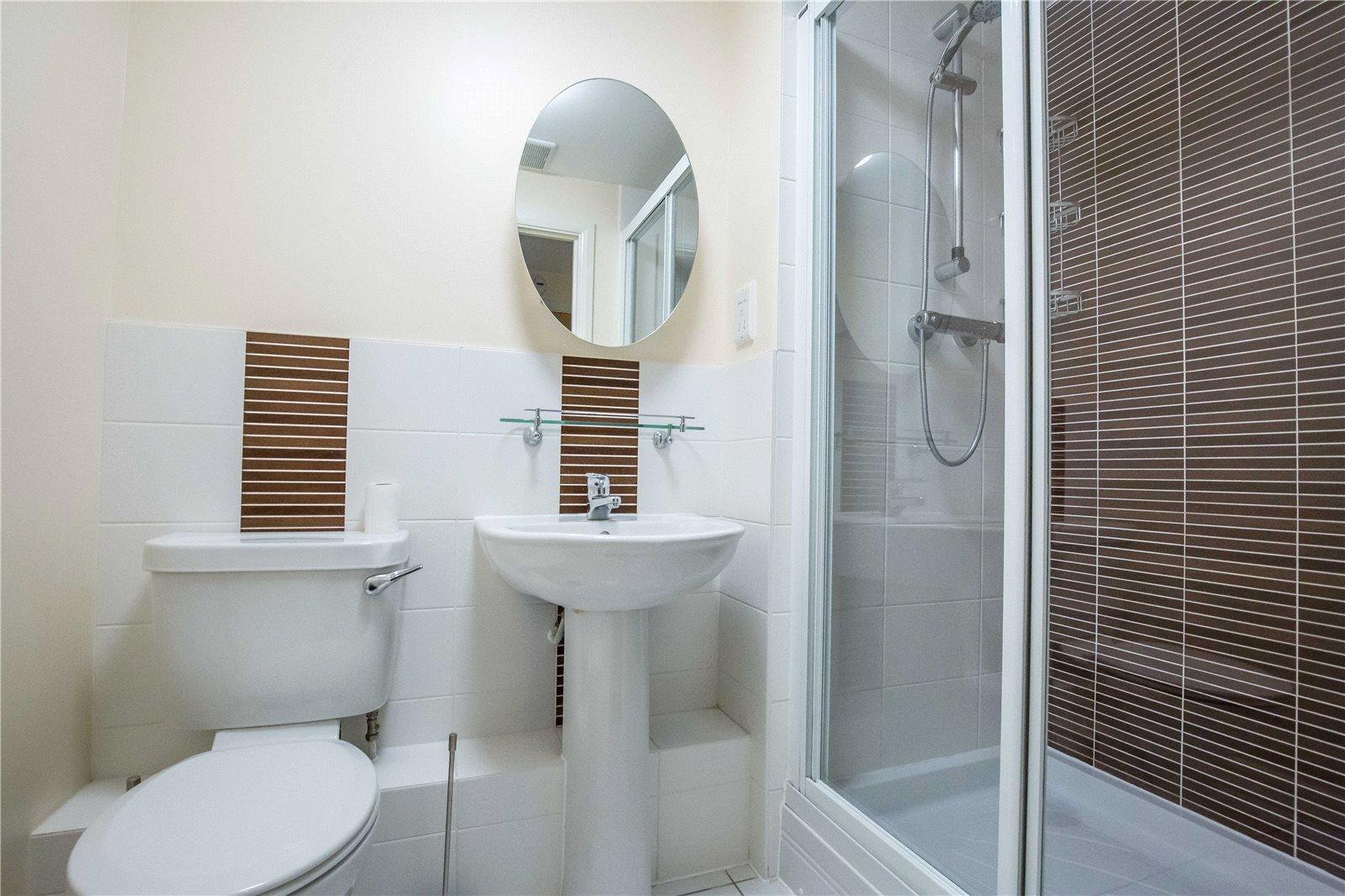 2 bedroom Apartment to rent - Martyn Gerrard