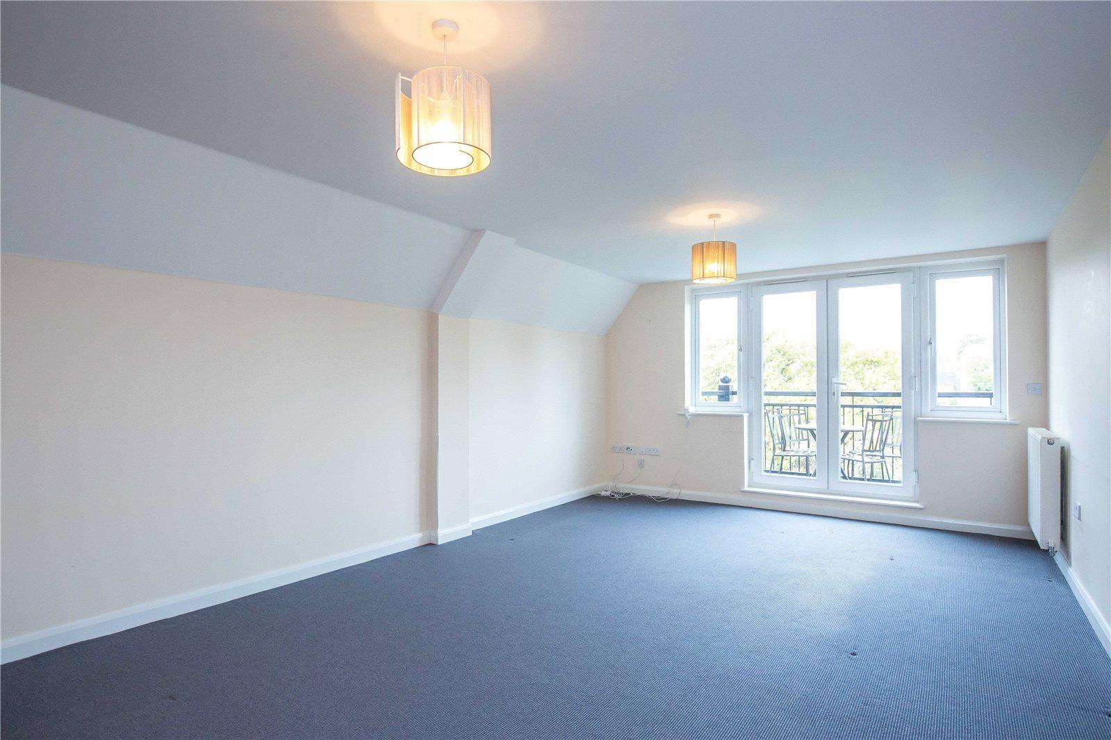 2 bedroom Apartment to rent + ' - Martyn Gerrard