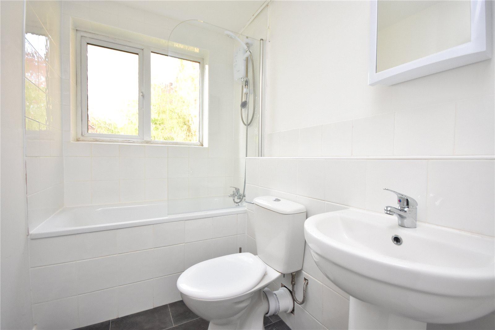Ground Floor Flat to rent - Martyn Gerrard